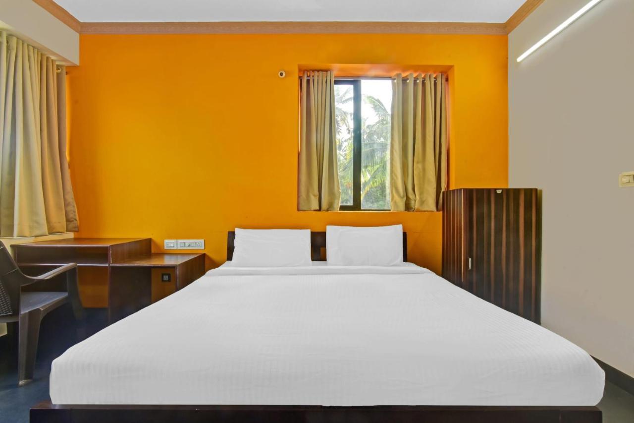 Capital O 85357 Hotel Sai Datta Calangute Luaran gambar
